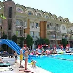 Hotel Club Exelsior